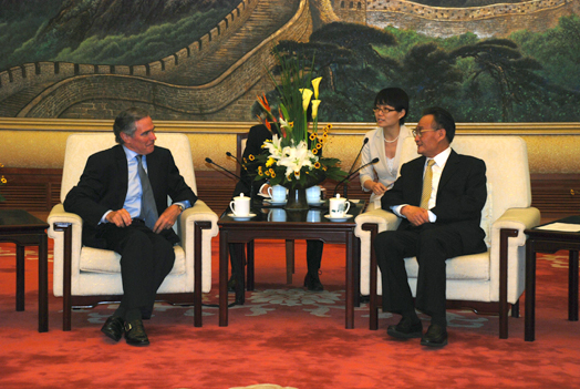 Rencontre avec M. Wu Bangguo, Prsident du Comit permanent de l’Assemble populaire nationale de la Rpublique populaire de Chine  (20 juin 2010)
