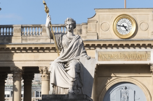 La statue de la loi devant le portail du Palais-Bourbon - Source : Assemblée nationale