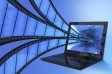 Bande de film et ordinateur - Source: Thinkstock
