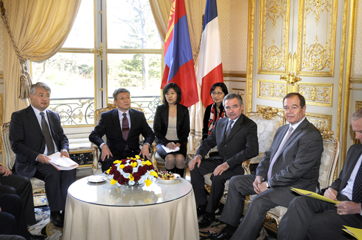 Assembl�e nationale - Entretien avec M. Sanjaagiin Bayar, Premier ministre de Mongolie, jeudi 19 mars 2009