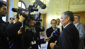 Remise du rapport du déontologue de l'Assemblée nationale - Point presse de M. Bernard Accoyer  - 22 février 2012