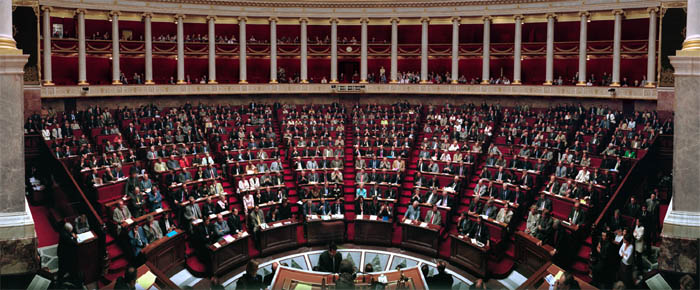 Photo de l'hmicycle, le 3 juillet 2002