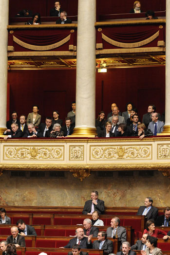 Participation  la sance des questions au Gouvernement dans les tribunes du public