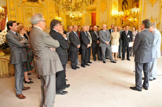 Rception des Acadmiciens et jeunes chercheurs par M. Bernard Accoyer, Prsident de lAssemble nationale