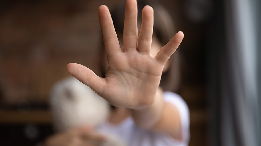 Protéger et accompagner les enfants victimes de violences intrafamiliales :  adoption d'une proposition de loi - Assemblée nationale